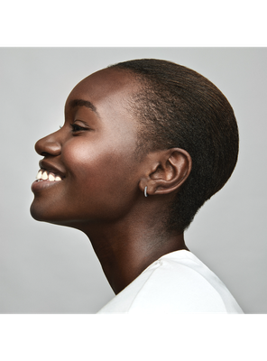 Imagen 2 del producto Aretes de Aro Abrazo Brillante