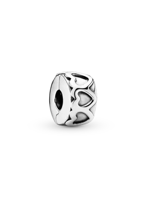 Clip en Plata Linea de Corazones