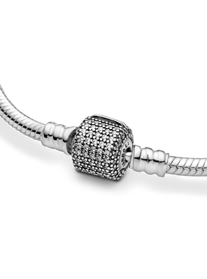 Imagen 2 del producto Brazalete en Plata con Cierre insignia con Circonias