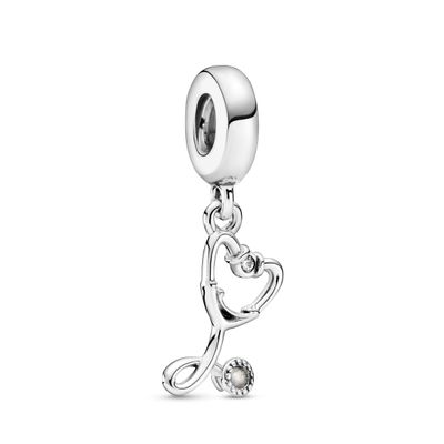 Charm en Plata Estetoscopio Corazón Circonia Cúbica Clara