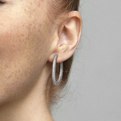 Imagen 2 del producto Aretes de Aro Brillo y Corazones Pandora Plata Esterlina