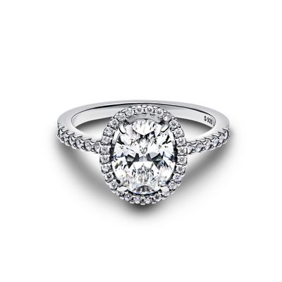 Anillo Halo Ovalado Brillante en Plata