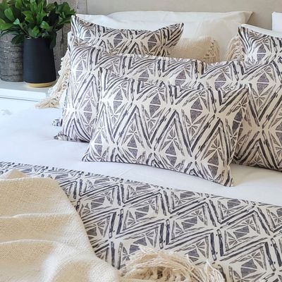 Imagen 2 del producto FUNDA COJÍN MARISA ROMBOS TRIBALES 50X30