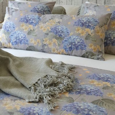 Imagen 2 del producto PIECERA GAMUZA HORTENSIAS 220X70