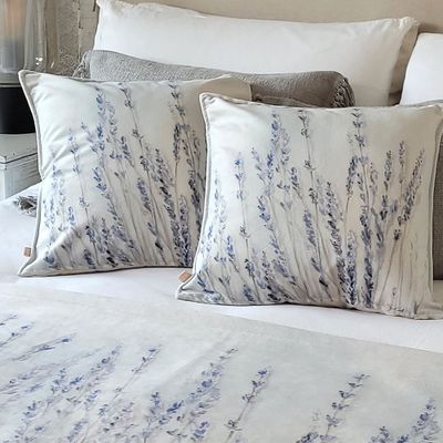 Imagen 2 del producto FUNDA COJÍN VELVET LAVANDAS 45X45