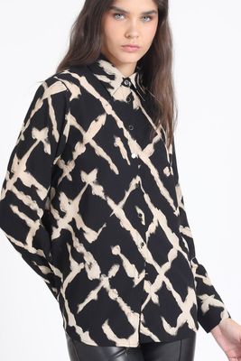 Imagen 2 del producto Blusa Estampada Tie Dye, Negro Liola