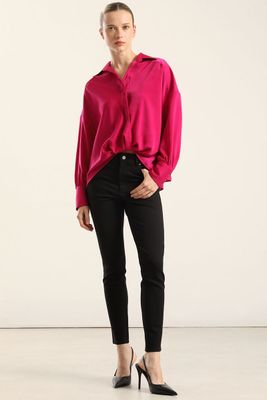 Imagen 2 del producto Blusa Satin Nudo, Fucsia Liola