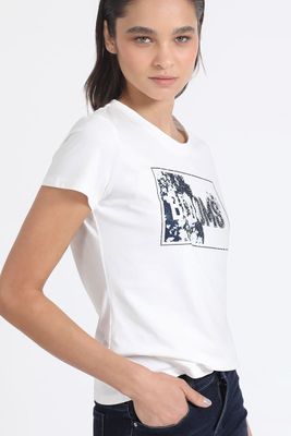 Polera Algodón Spandex, Estampado Blooms, Crudo Liola