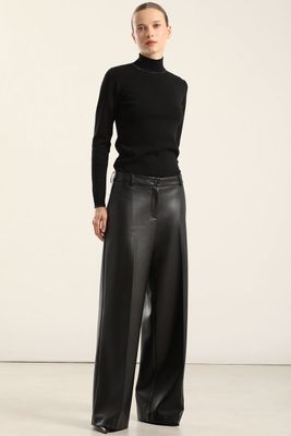 Imagen 2 del producto Jersey punto, rivete metalizado, negro Liola