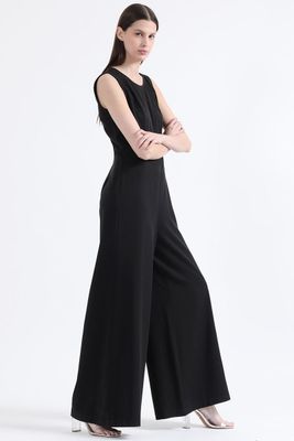 Imagen 2 del producto Enterito Recto, Espalda Escote Fantasia, Negro Liola