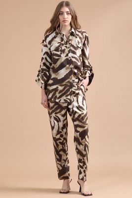 Imagen 2 del producto Chaqueta Sobrecamisa Con Lino, Animal Print, Café Liola