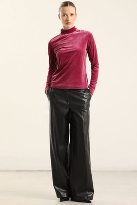 Imagen 2 del producto Top Velvet, Botones Fantasia, Fucsia Liola