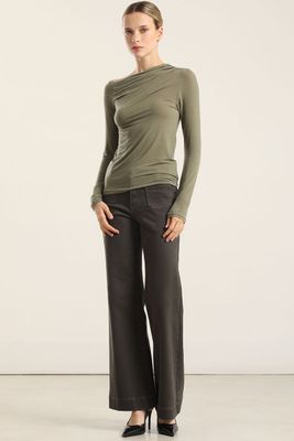 Imagen 2 del producto Top escote asimetrico, militar Liola