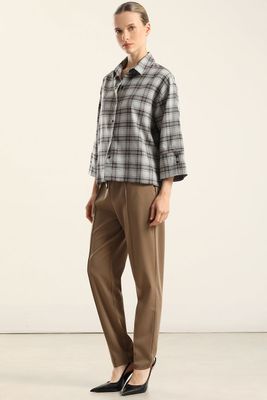 Imagen 2 del producto Blusa, fantasía cuadrille, gris Liola