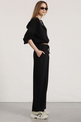 Imagen 2 del producto Chaqueta bomber con capucha mujer Liola negro