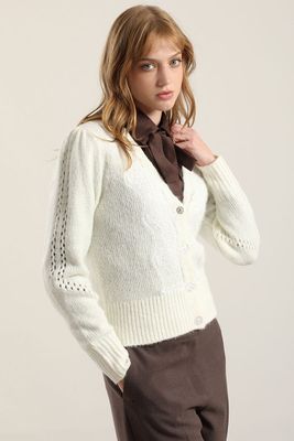 Imagen 2 del producto Cardigan Punto Aplicacion Encaje, Crudo Liola