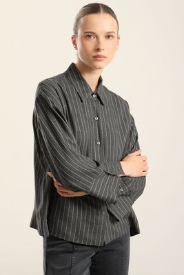 Imagen 2 del producto Blusa, fantasía rayas gris Liola