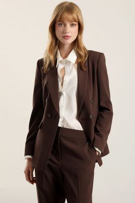 Imagen 2 del producto Blazer entallado, cuello smoking, chocolate Liola