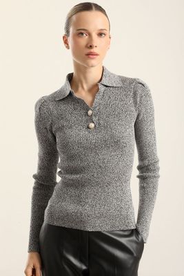 Imagen 2 del producto Jersey punto, boton perla, negro Liola