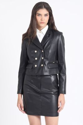 Blazer Crop Cruzado Efecto Cuero, Negro Liola