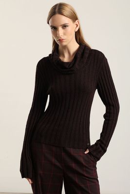 Imagen 2 del producto Jersey punto escote drapeado, burdeo Liola