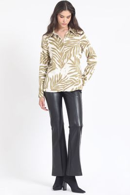 Imagen 2 del producto Camisa Satin Estampado Bicolor Hojas, Verde Liola