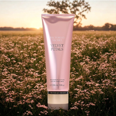 Imagen 2 del producto Victoria Secrets  Velvet Petals Locion 236ml Mujer Nuevo Formato