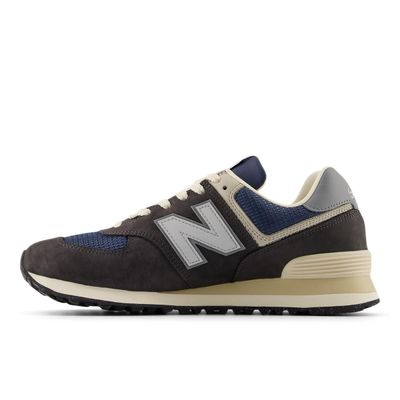 Imagen 2 del producto Zapatillas Urbanas Unisex New Balance 574 Café/Azul