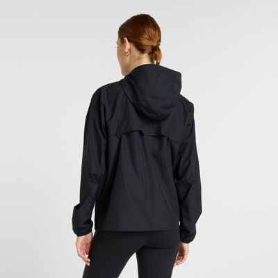 Imagen 2 del producto Cortavientos Running Mujer New Balance Hooded Negro