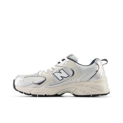 Imagen 2 del producto Zapatillas Urbanas Niños New Balance 530 Gris