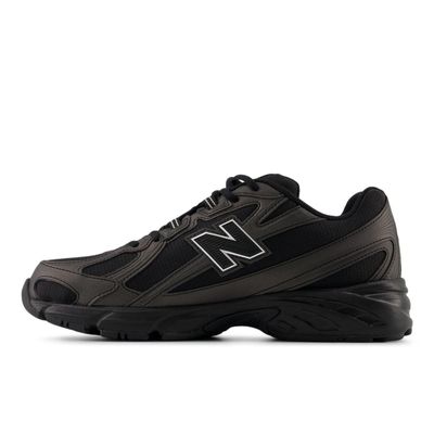 Imagen 2 del producto Zapatillas Urbanas Unisex New Balance 740 Negra