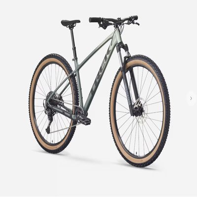 Imagen 2 del producto Bicicleta MTB Trek Marlin 6 Gen 3 2026 Verde