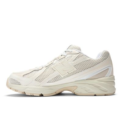 Imagen 2 del producto Zapatillas Urbanas Unisex New Balance 740 Blancas