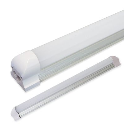 Tubo LED T8 Con Base 18W 120cm - Frío
