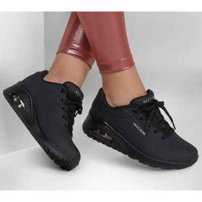 Imagen 2 del producto Zapatilla Mujer Uno Stand On Air Negro Skechers