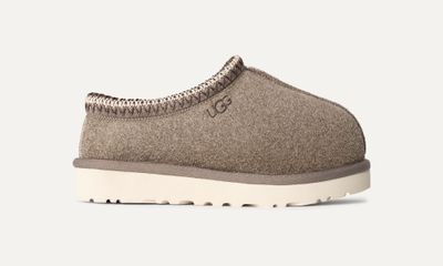 Pantufla Hombre UGG Tasman Shaggy Suede Gris