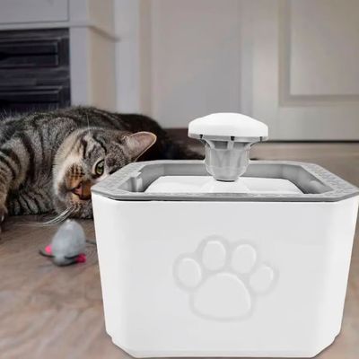 Imagen 2 del producto Fuente de Agua Bebedero Mascota Electrico 2,5 LTS