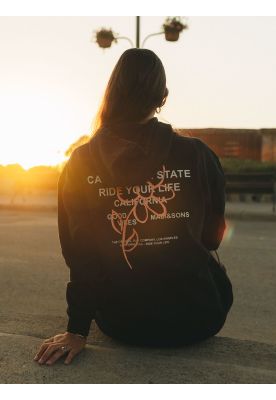 Imagen 2 del producto Poleron Canguro Fiyi Negro Mujer Maui And Sons