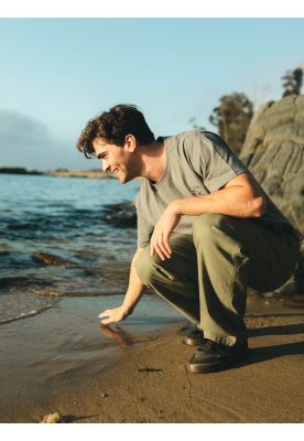 Imagen 2 del producto Polera MC Salty Surf Gris Hombre Maui And Sons