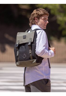 Mochila Escolar Sunside Verde Hombre Maui and sons