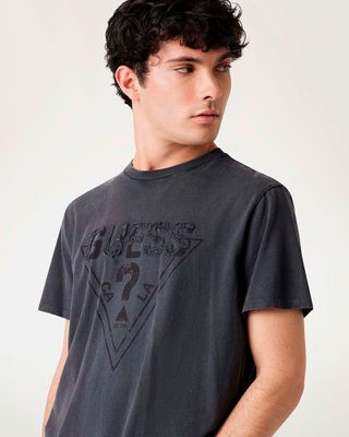 Imagen 2 del producto Polera Guess Hombre Ss Bsc Guess Inset Logo Tee Negro