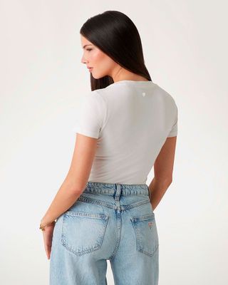 Imagen 2 del producto Polera Ss Cn Triangle Beads Tee Blanco