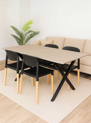 Juego de comedor Vermont 4 sillas Lisboa negras