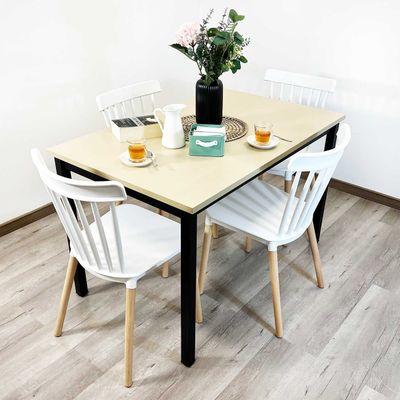 Imagen 2 del producto Juego de Comedor New York + 4 Sillas Windsor blancas