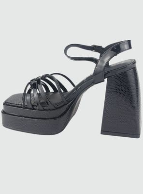 Imagen 2 del producto Sandalia Chalada Mujer Yaya-2 Negro Casual