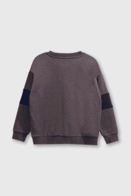 Imagen 2 del producto Polerón Negro Hombro Caído de polycotton Estampado para Niño