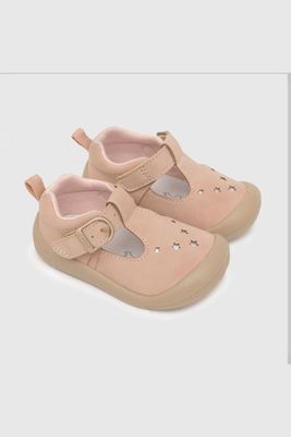 Reina Rosada de Niña