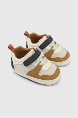 Zapatilla Urbana Multicolor de Bebé