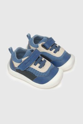 Zapatilla Azul de Niño