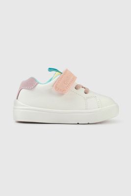 Imagen 2 del producto Zapatilla Blanca de Niña